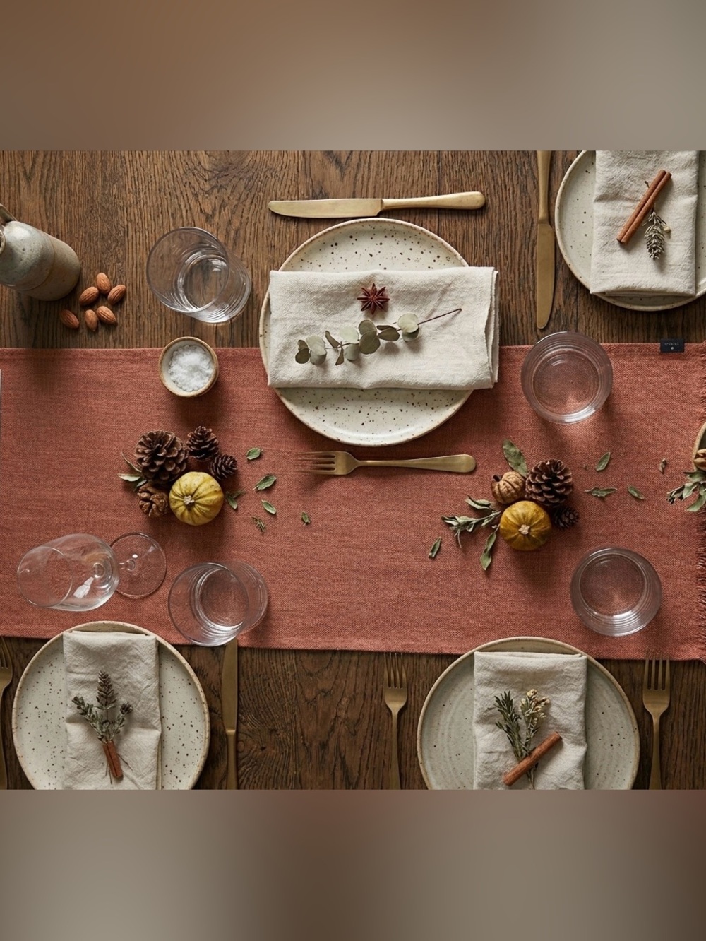 RACHEL Rachel Roy Rust Linen Table Runner